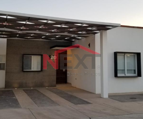 Se Renta Casa En Real De Sevilla