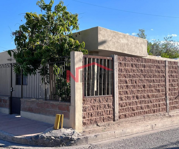 SE VENDE CASA EN COLONIA PALO VERDE