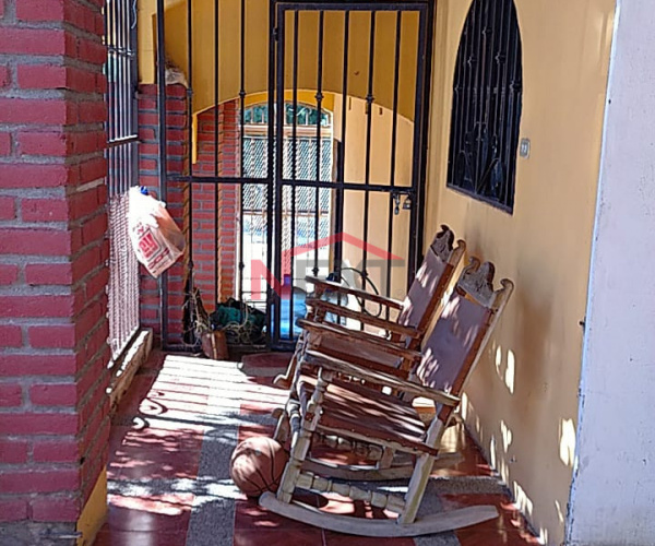 CASA EN VENTA 5 DE MAYO