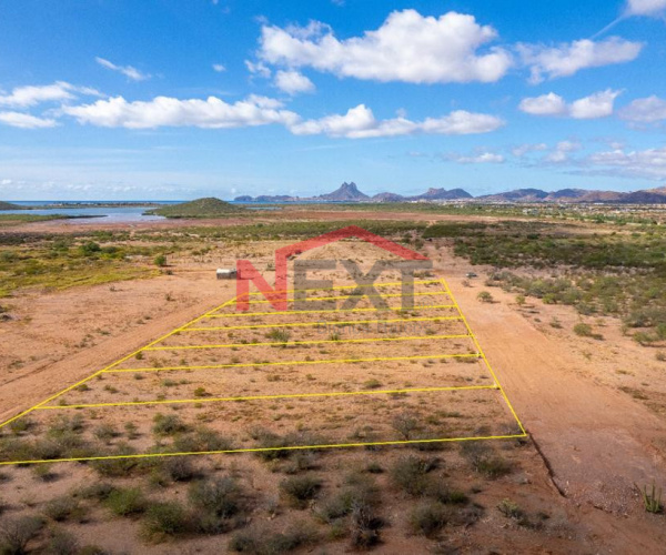 VENTA DE TERRENO EN AREA DE DELFINARIO
