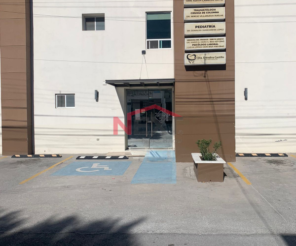 EN RENTA CONSULTORIO CLINICA DR. FELIPE EDUARDO GONZÁLEZ PUENTE EN LA COLONIA REPÚBLICA PTE.