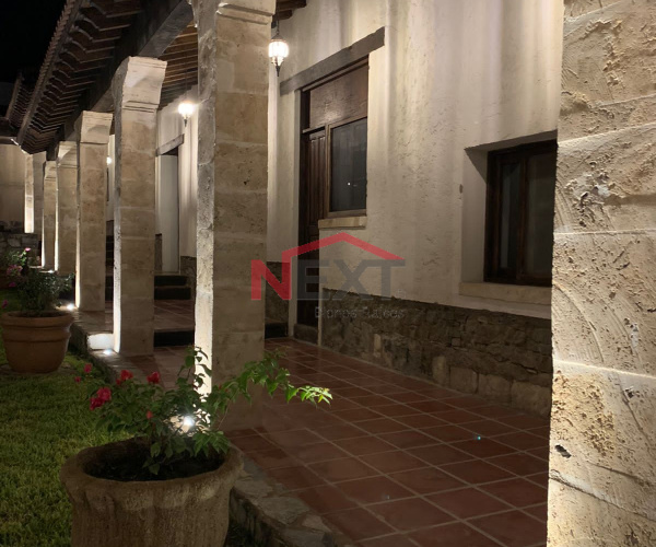 SE VENDE CASONA HISTÓRICA  EN EL CORAZÓN DE PARRAS