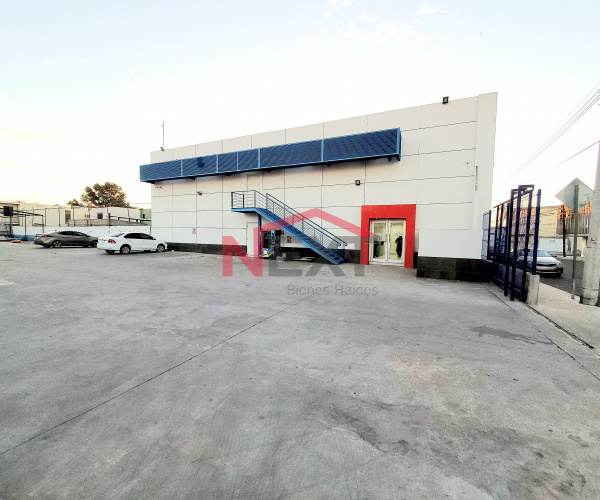 SE RENTA EDIFICIO COMERCIAL COL. CENTRO