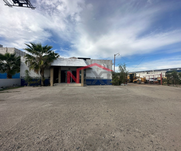 BODEGA EN RENTA COL. EL LLANO