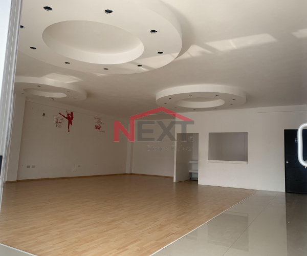 LOCAL COMERCIAL 107M2 EN RENTA EN PLAZA ROJA PLANTA ALTA