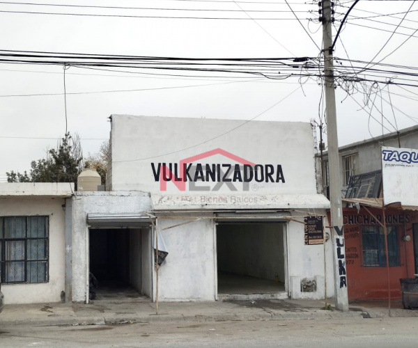 Local Comercial por avenida principal. Col. Valle de las Torres