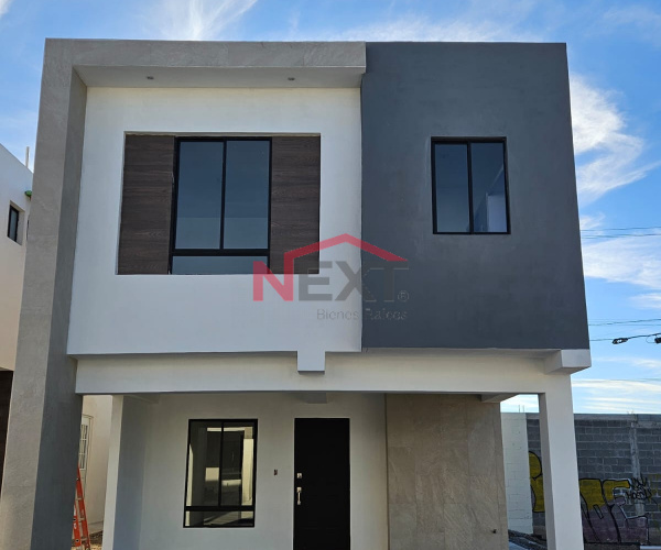 casa en venta en Privanzas de Mirasierra