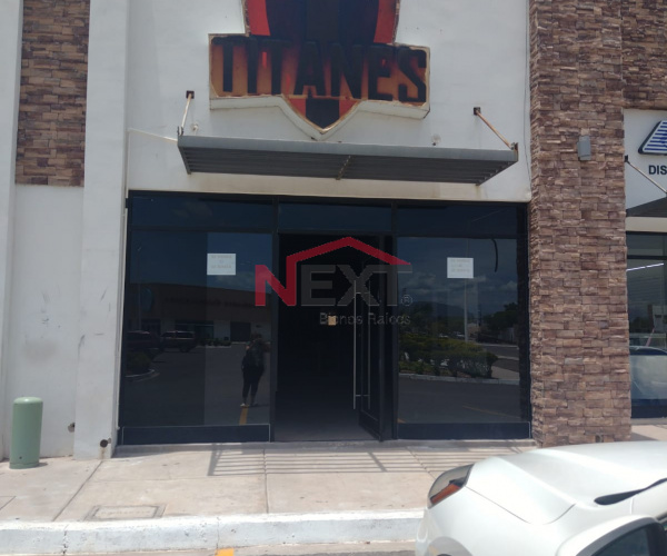 LOCAL EN RENTA UBICADO EN PLAZA COMERCIAL LAS HACIENDAS