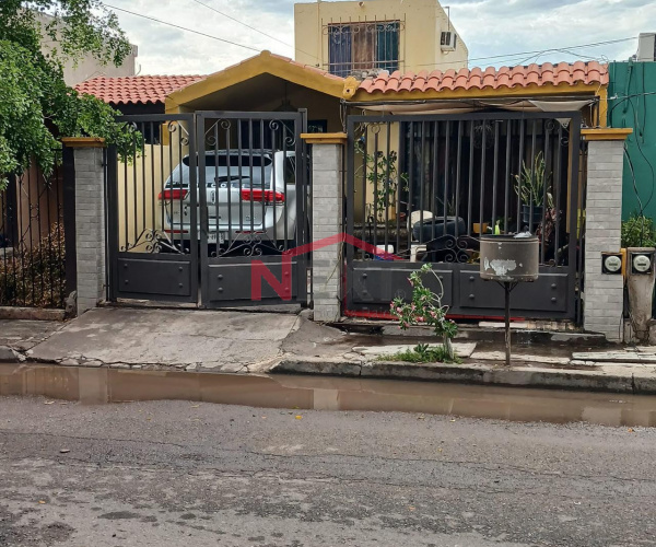 CASA EN VENTA EN COL. AMPLIACIÓN MIRAVALLE