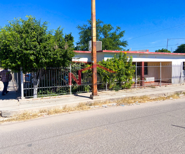 Casa en Venta, céntrica, con vocación Comercial en Empalme Sonora