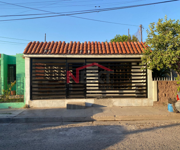 CASA EN RENTA UBICADA EN COL. MIRAVALLE