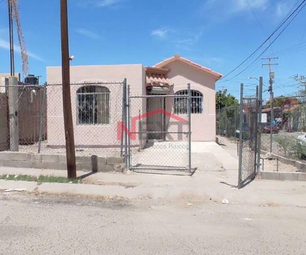 CASA EN VENTA COL. TERRANOVA