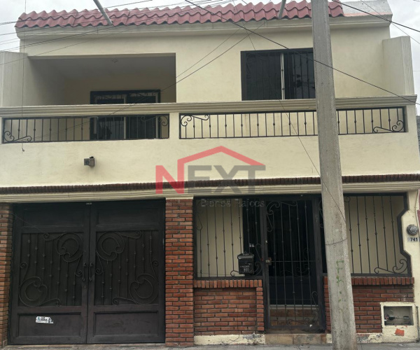 CASA EN VENTA EN EXCLUSIVA FRACCIONAMIENTO SALTILLO 2000