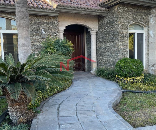 Casa en RENTA de 1 piso en Toscana