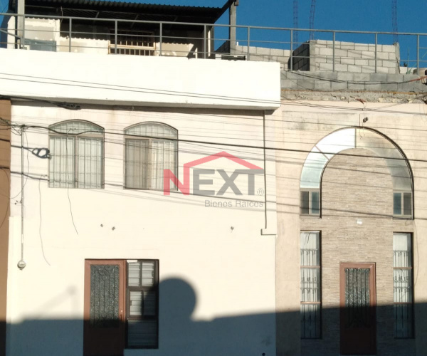 VENTA DE LOCAL  COMERCIAL / HABITACIONAL EN FRACCIONAMIENTO CUMBRES