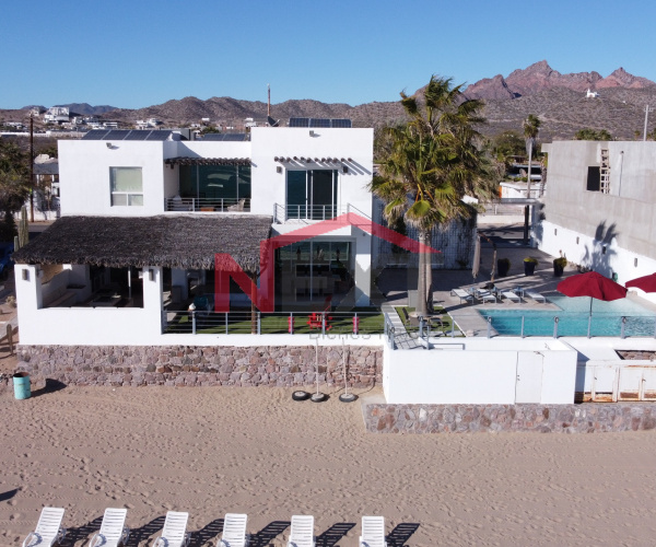 CASA EN VENTA EN BAHIA DE KINO