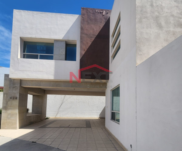 Casa Amueblada en Renta En Ramos Arizpe.