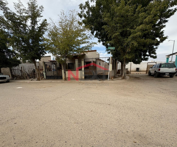 CASA EN VENTA EN COL. LOS PINOS