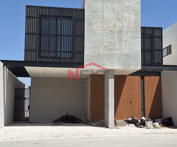 CASA EN VENTA AL NORTE
