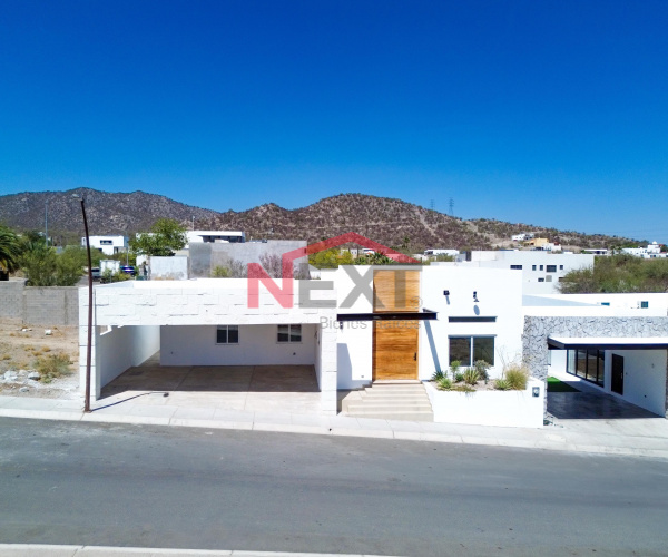 CASA EN VENTA EN VENTURA RESIDENCIAL SECC. MONTALVO