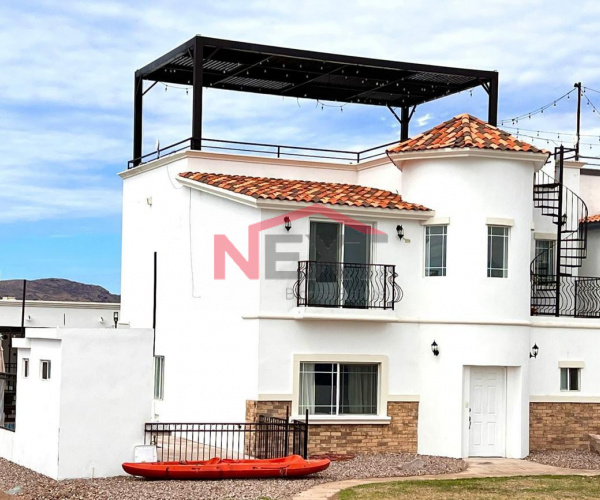 CASA EN VENTA UBICADA EN RESIDENCIAL DEL MAR VISTA, SAN CARLOS, SONORA