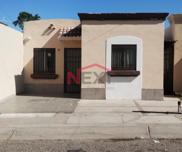 CASA EN RENTA EN VILLAS DEL CORTES