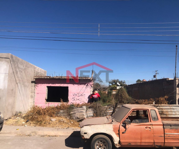 CASA EN VENTA UBICADA EN COL. RUSSO VOGEL