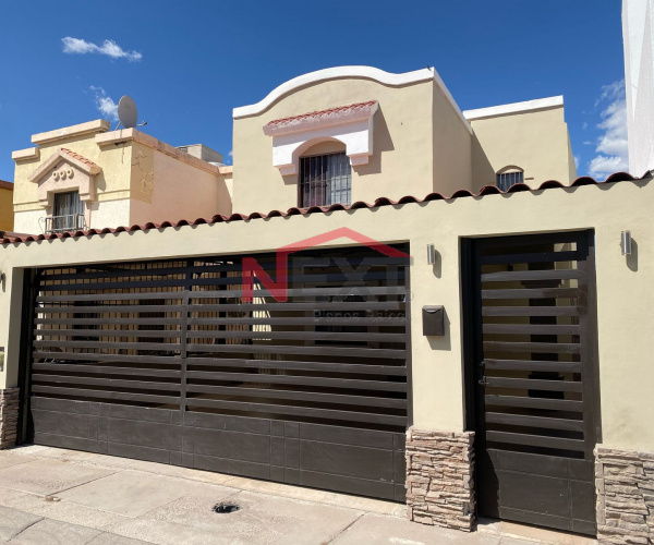 CASA EN VENTA EN MONTECARLO RESIDENCIAL