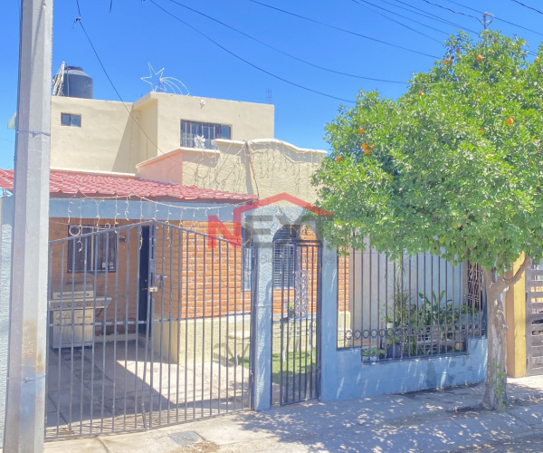 CASA EN VENTA EN COL. ALTARES