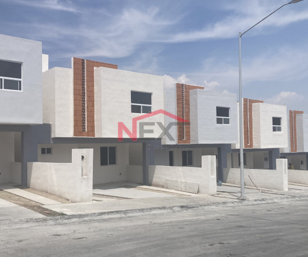 CASAS EN DESARROLLO EN PRIVADA AL SURESTE 2 PLANTAS y COCHERA PRECIO ESPECIAL DE PREVENTA, SE ACEPTA CREDITO INFONAVIT