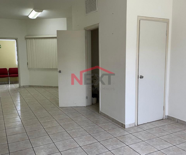CONSULTORIO/OFICINA EN RENTA UBICADO EN COL. CENTRO