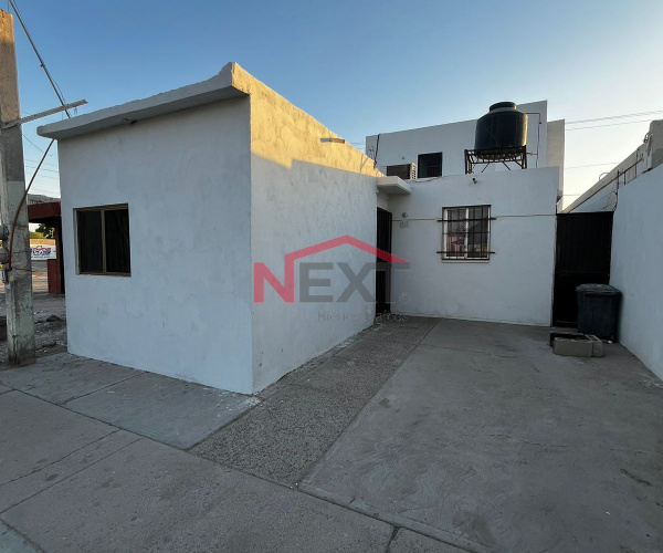 CASA EN VENTA EN COL. VALLE DEL PORTAL