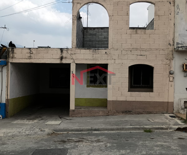 VENTA DE CASA AL SUR EN LAS HACIENDAS