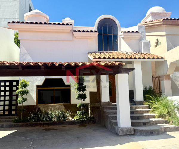 CASA EN VENTA EN EL ENCANTO