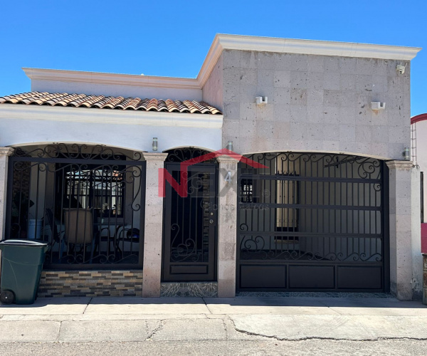 CASA EN VENTA EN FRACCIONAMIENTO LOS PRADOS