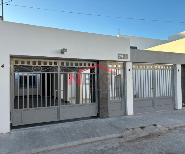 CASA EN VENTA UBICADA EN FRACC. NAINARI DEL YAQUI