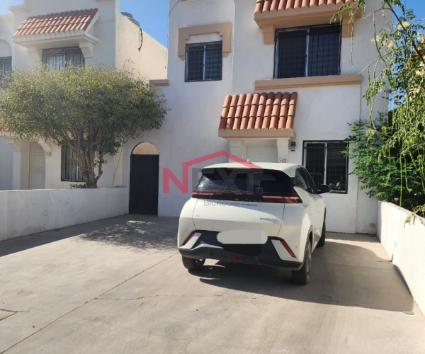 CASA EN RENTA EN FRACC. VILLAS DEL MEDITERRANEO
