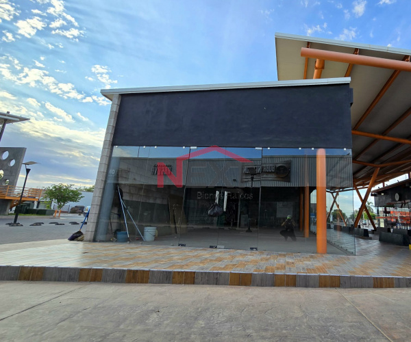 LOCAL EN VENTA UBICADO EN PLAZA NOVVA SOBRE BLVD. CENTENARIO, NAVOJOA, SON.