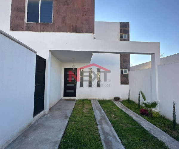 CASA EN RENTA AMUEBLADA Y EQUIPADA EN ARTEGA