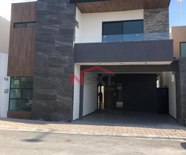 CASA EN RENTA EN FRACC. ACACIA