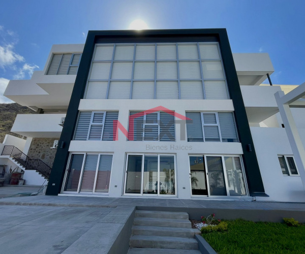 RESIDENCIA EN VENTA EN SECTOR BAHÍA EN SAN CARLOS