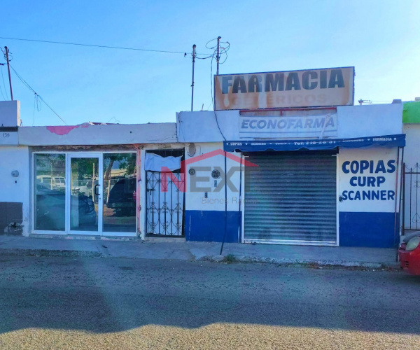 CASA CON LOCALES EN VENTA EN COL. OLIVARES