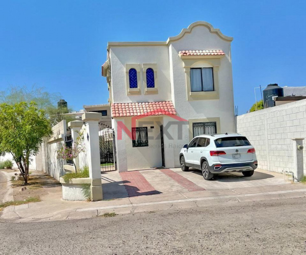 CASA EN RENTA EN VILLA BONITA RESIDENCIAL
