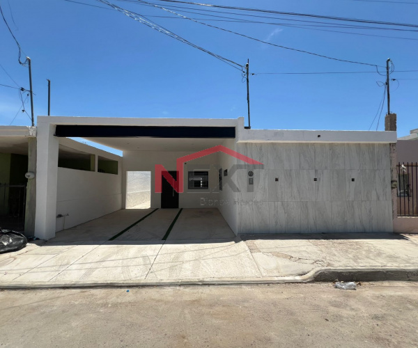 CASA EN VENTA EN COL. LOPEZ PORTILLO
