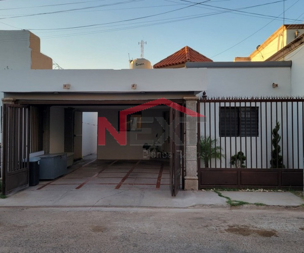CASA EN VENTA UBICADA EN PRIVADA SANTA FE