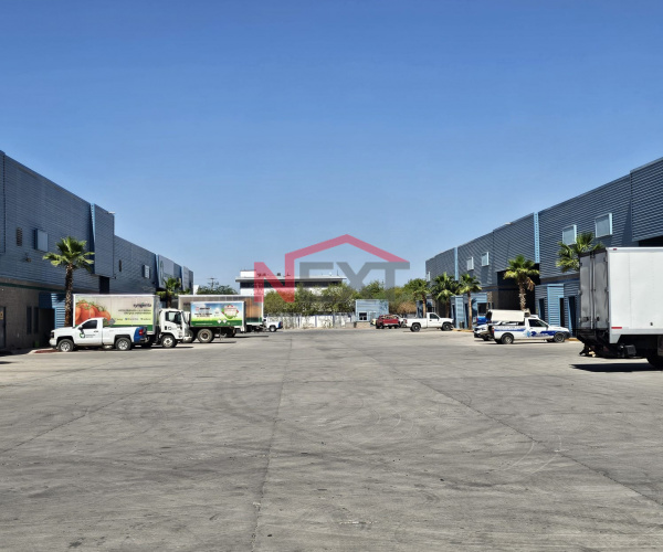 NAVE INDUSTRIAL EN RENTA EN COL . EL LLANITO