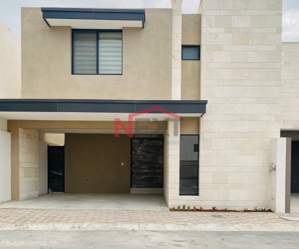 Renta de Casa Nueva en Privanzas
