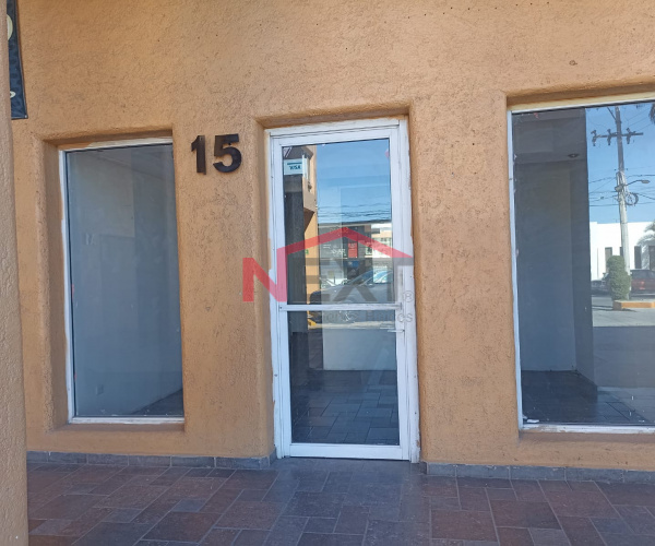 RENTA DE LOCAL COMERCIAL EN PLAZA SANTA FE MONCLOVA L/15