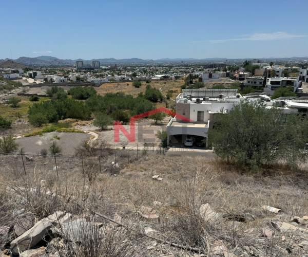 TERRENO EN VENTA EN PRIVADAS DEL PEDREGAL