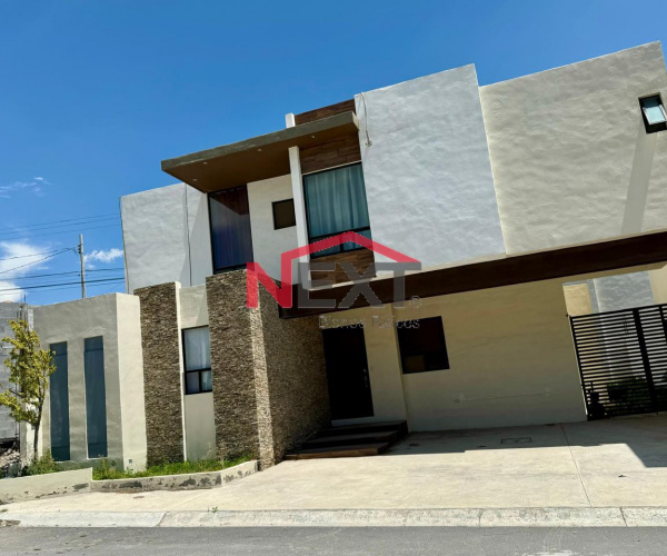 RENTA DE CASA AMUEBLADA EN VILLALBA